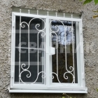 Смотрятся на окнах отлично и безопасность обеспечивают